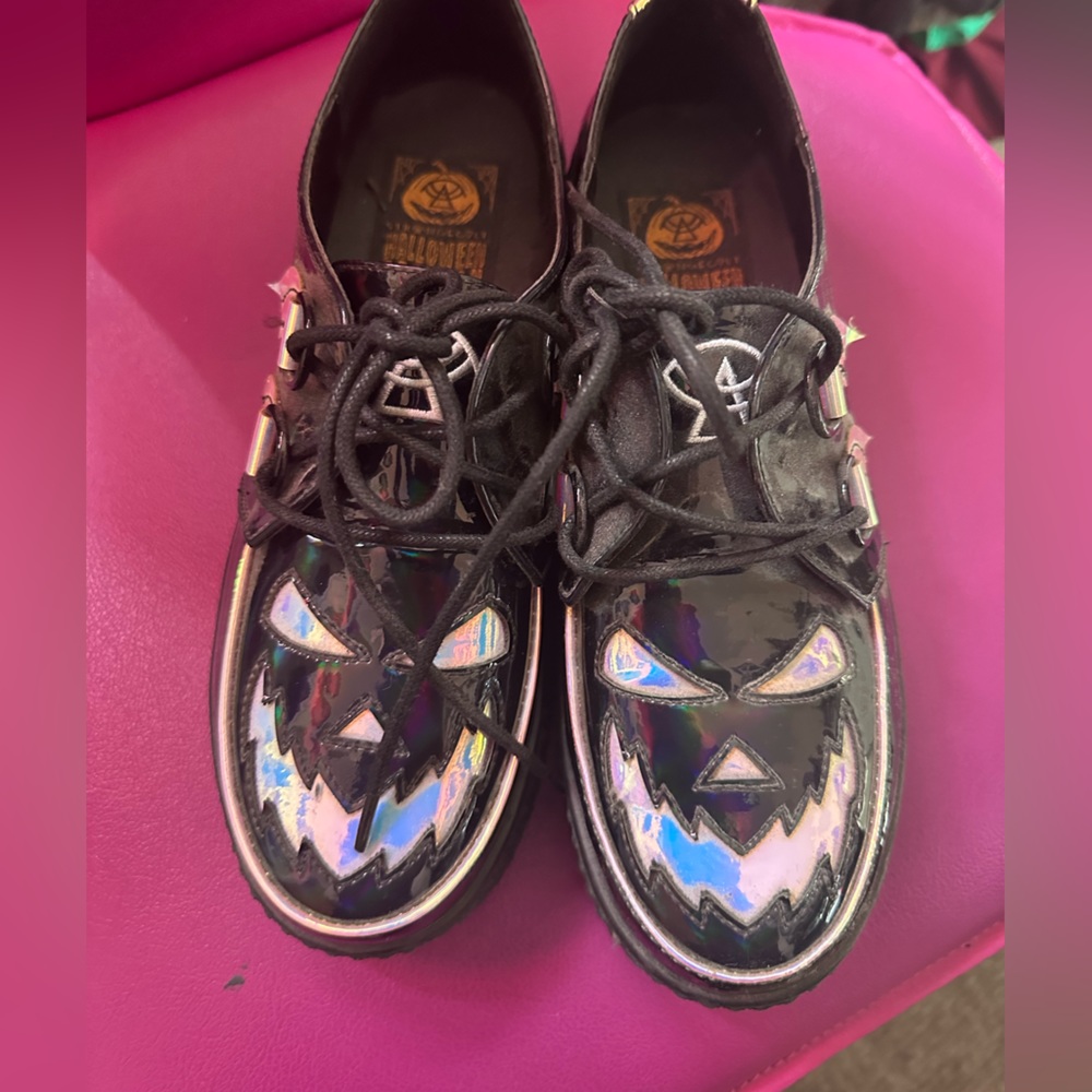 Strangecvlt creepers in size 10